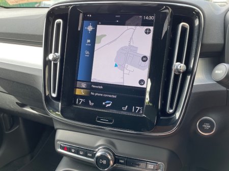 2023 Volvo XC40 - photo 7