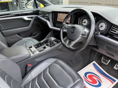 2019 Volkswagen Touareg - photo 8