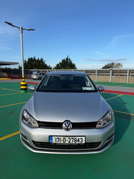 2017 Volkswagen Golf - photo 2