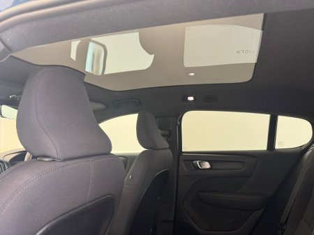 2023 Volvo C40 - photo 8