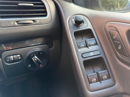 2010 Volkswagen Golf - photo 9
