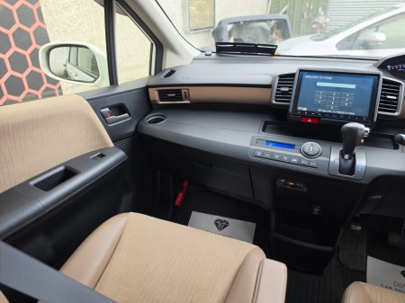2015 Honda Freed - photo 18