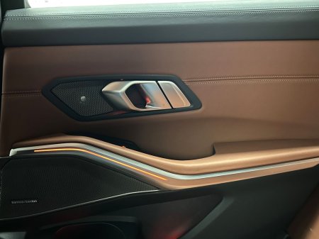 2021 BMW 3-Series - photo 31