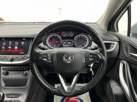 2017 Vauxhall Astra - photo 25