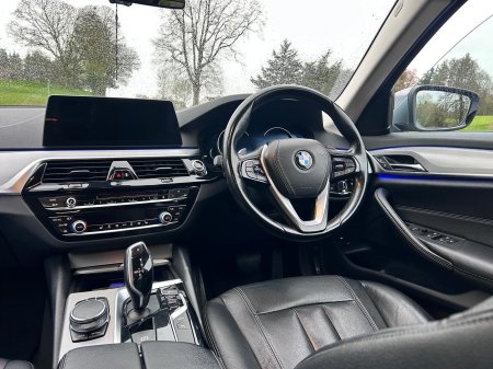 2017 BMW 5-Series - photo 14
