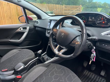 2018 Peugeot 2008 - photo 6