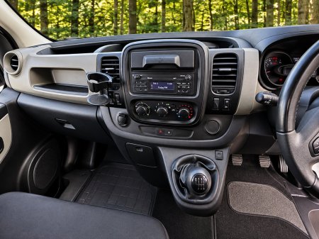 2019 Nissan NV300 - photo 9