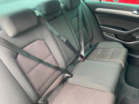 2016 Volkswagen Passat - photo 23