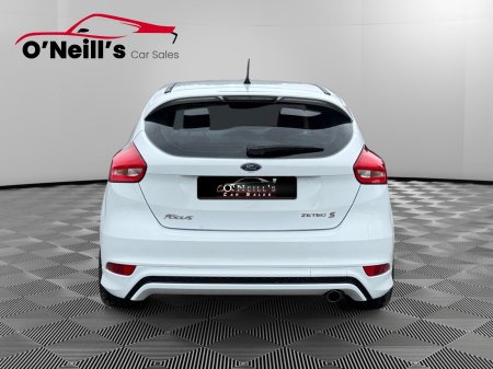 2015 Ford Focus - photo 7