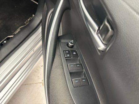 2023 Toyota Corolla - photo 12