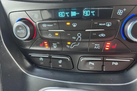 2017 Ford Kuga - photo 34