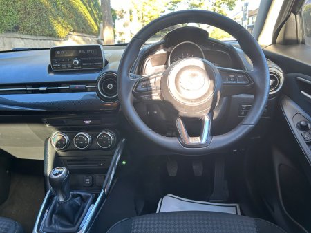 2017 Mazda Mazda2 - photo 13