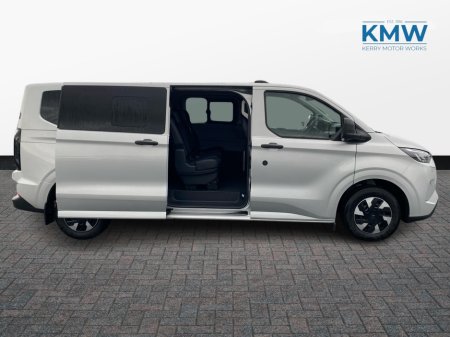 2026 Ford Transit - photo 3