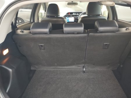 2015 Toyota Aqua - photo 7