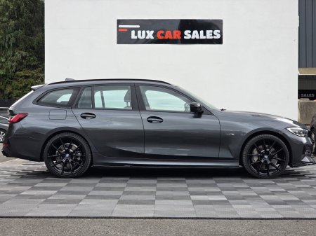2022 BMW 3-Series - photo 2