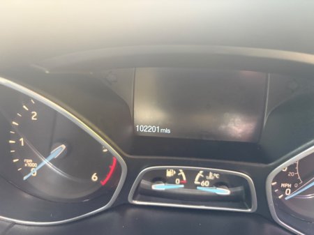 2016 Ford Focus - photo 18