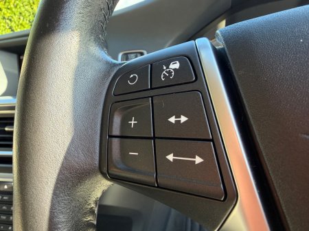 2018 Volvo V60 - photo 26