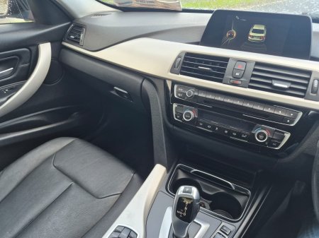 2017 BMW 3-Series - photo 20
