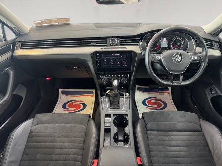 2018 Volkswagen Passat - photo 15