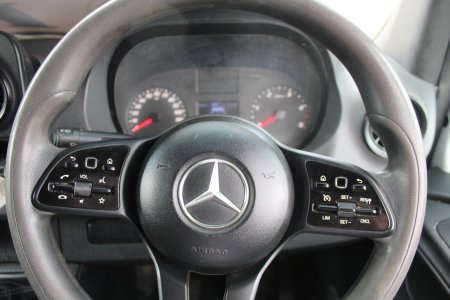 2020 Mercedes-Benz Sprinter - photo 18