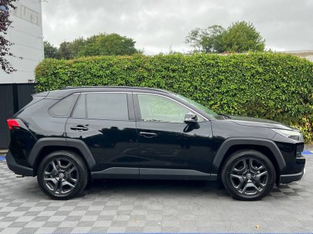 2023 Toyota RAV4 - photo 2