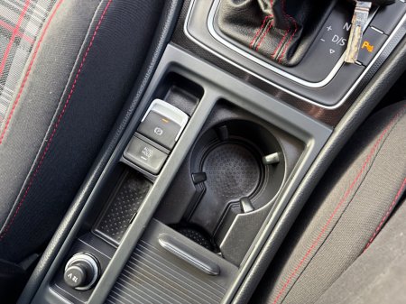 2015 Volkswagen Golf - photo 15