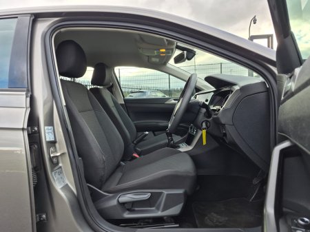 2018 Volkswagen Polo - photo 23
