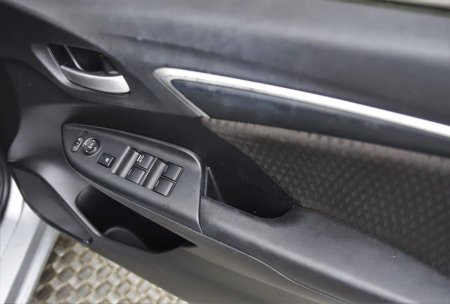 2018 Honda Fit - photo 25