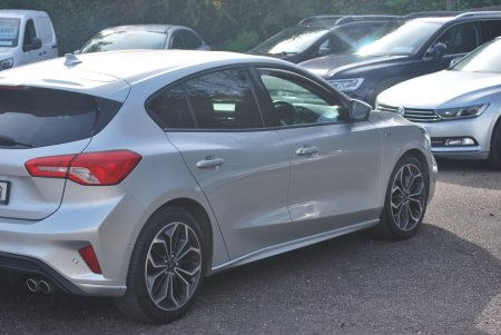 2021 Ford Focus - photo 4