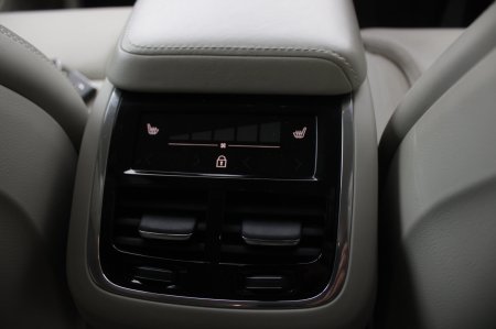 2020 Volvo XC60 - photo 20