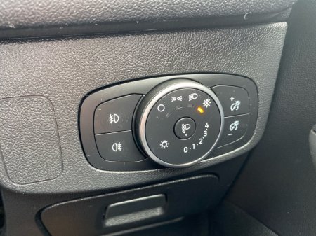 2020 Ford Focus - photo 17