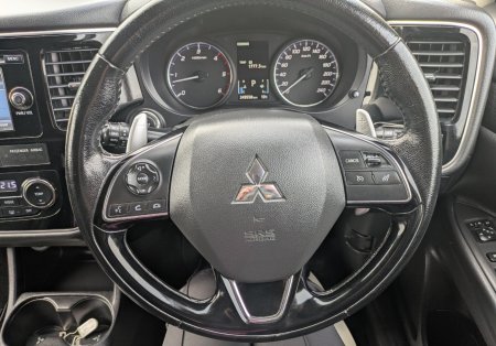 2016 Mitsubishi Outlander - photo 26