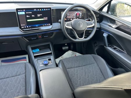 2025 Volkswagen Tiguan - photo 4