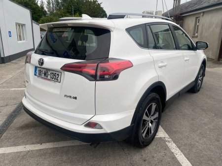2018 Toyota RAV4 - photo 8