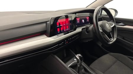 2023 Volkswagen Golf - photo 2