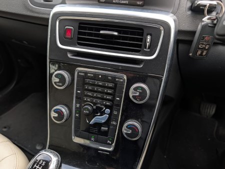 2016 Volvo S60 - photo 11