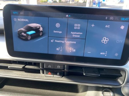 2025 Jeep Avenger - photo 22