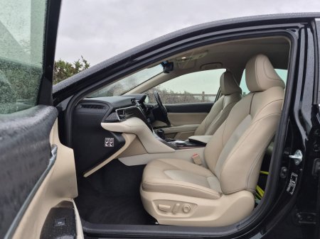 2020 Toyota Camry - photo 16