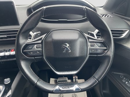 2018 Peugeot 5008 - photo 16