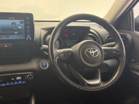2023 Toyota Yaris - photo 9
