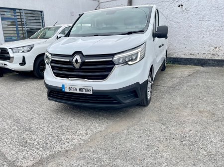 2023 Renault Trafic - photo 25