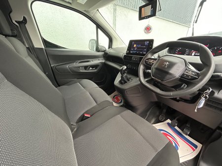 2021 Peugeot Partner - photo 12