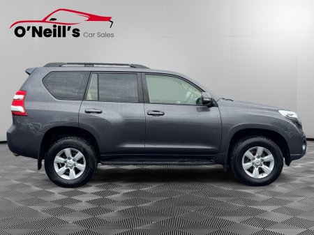 2016 Toyota Land Cruiser - photo 6