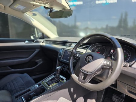 2017 Volkswagen Passat - photo 23