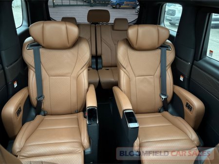 2025 Toyota Alphard - photo 38