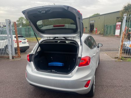2020 Ford Fiesta - photo 9