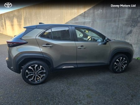 2024 Toyota Yaris Cross - photo 3