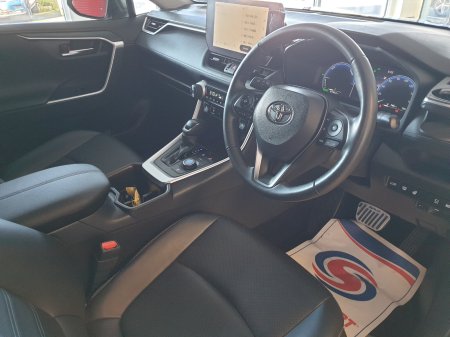 2023 Toyota RAV4 - photo 10
