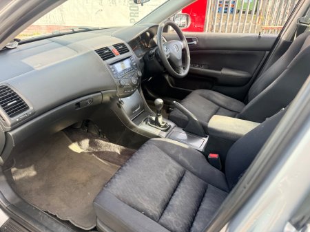 2005 Honda Accord - photo 21