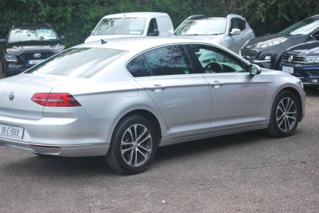 2019 Volkswagen Passat - photo 4